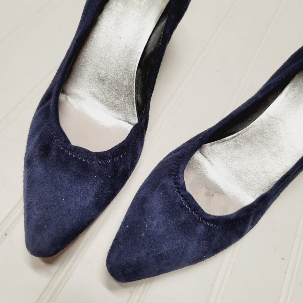 Prada Women's Navy Blue Suede Pumps - Picture 2 of 12
